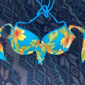 Hollister bikini top